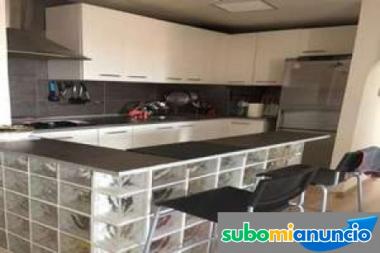 Vendo fantastico piso con cocina de dise