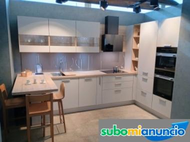 50% muebles cocina por cambio exposici