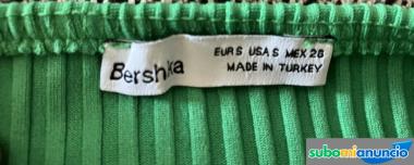 Camiseta verde de Bershka