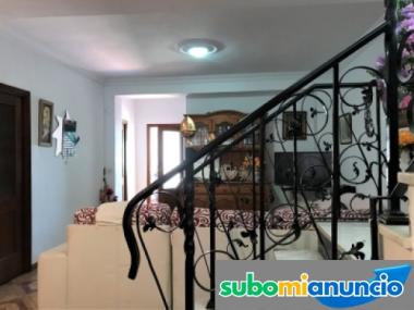 Casa en venta en Bollullos Par del Condado