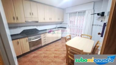 Duplex con cochera, jardin y gran patio en la vaguada