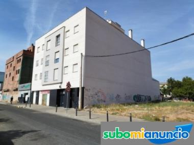 Plaza de garaje con trastero en amate