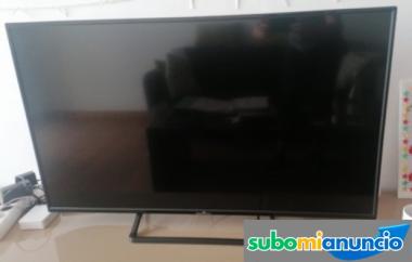 Semi-nueva smart tv android 40'' fhd