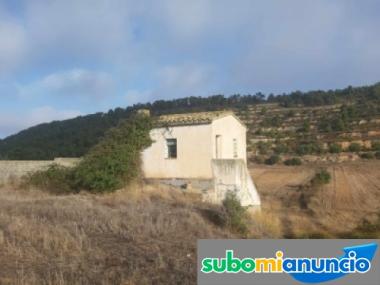 Terreno agricila con casita+ almacen no legalizados