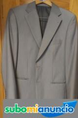 Vendo traje ejecutivo gris, talla 52, pantalon regulable