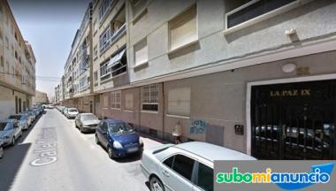 Venta apartamento 2 dormitorios con garaje cerrado centro Torrevieja