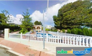 Venta chalet 4d 3b piscina y garaje Los Balcones Torrevieja