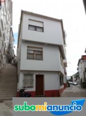 Venta de bajo-vivienda en el centro de Betanzos, 2 dormitorios