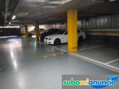 Venta de plaza de Parking en Avda. Africa, Badalona (Barcelona)