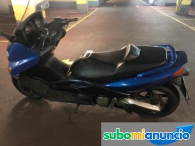 Yamaha Tmax