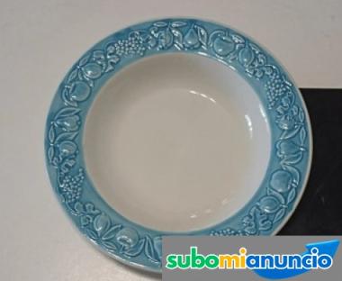 Vendo plato de ceramica para sopa,, a