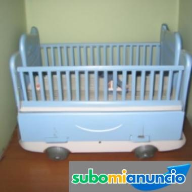 Cama infantil forma de tren