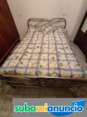 Cama niquelada de matrimonio