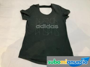 Camiseta deportiva de Adidas