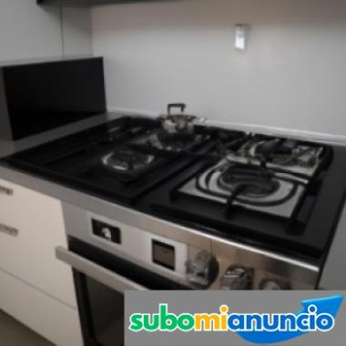 Cocina a gas casi nueva