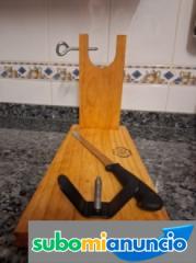 Jamonero con cuchillo