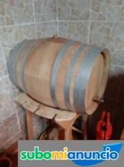 Se vende barrica de vino